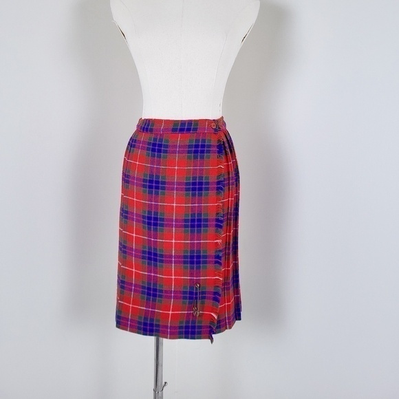 Free With Purchase - 80's bright tartan skirt knee length fluorescent plaid - Picture 5 of 12